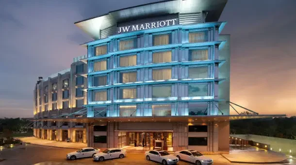 Chandigarh Airport Taxi {{brizy_dc_image_alt imageSrc=